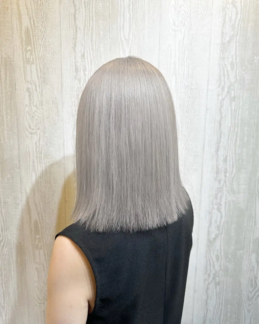 ミディアム カット ヘアカラー トリートメント TELA HAIR 副代表　岡田のヘアスタイル