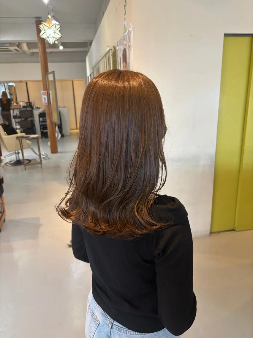 カラー 門手 菜々子のヘアスタイル