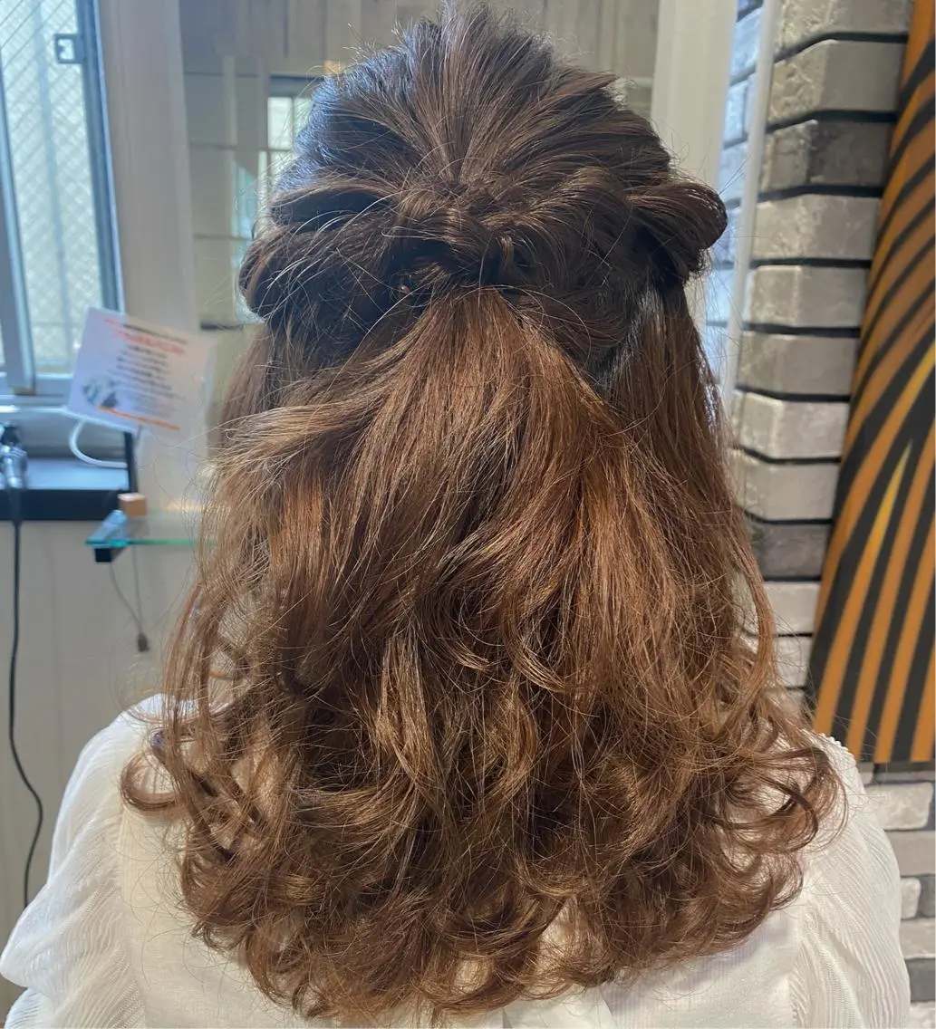 ヘアアレンジ ジャニヲタ美容師 推しカラー中平海帆のヘアスタイル
