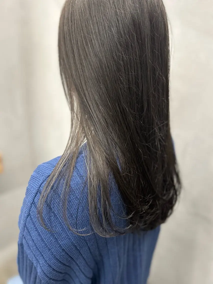 ロング カラー シルバー N/デザインカラー 🌿ナギのヘアスタイル