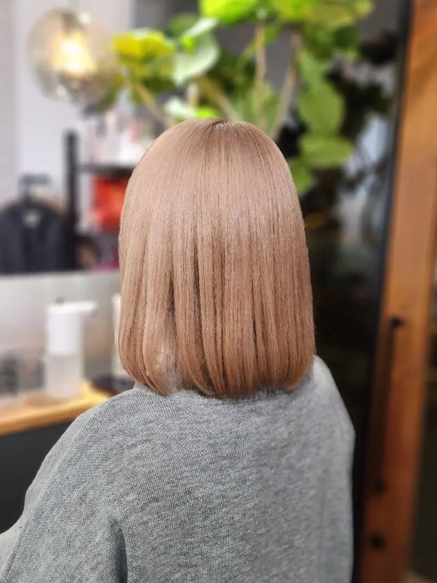 ミディアム カラー 金田 拓也のヘアスタイル