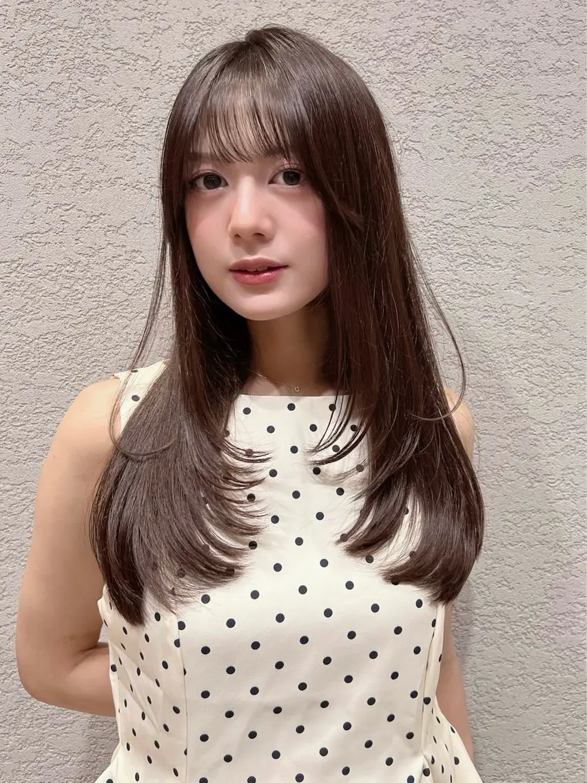 ロング カラー カット ヘアカラー トリートメント 興津/レイヤー/韓国 ハイトーン/美髪縮毛のヘアスタイル