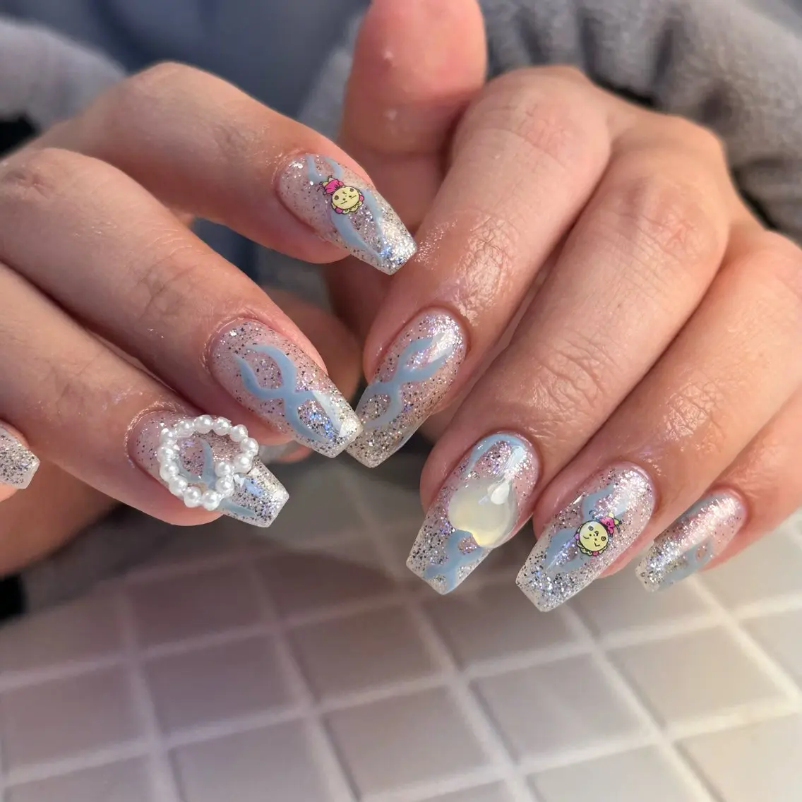 ネイル 持ち込み ハンドネイル Nail lily 🍒渋谷.表参道のネイルデザイン