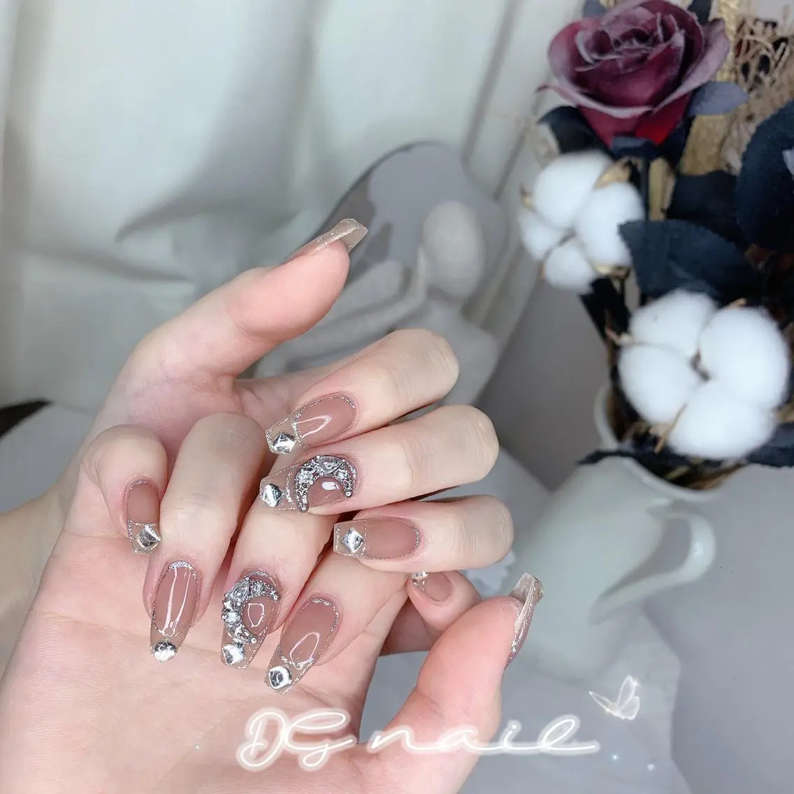 ネイル ハンドネイル DG nailのネイルデザイン