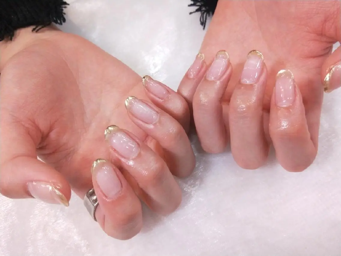ネイル ハンドネイル ハンドケア はばすみれ🎀ﾈｲﾙ 光ﾌｪｲｼｬﾙ ﾍｱのネイルデザイン
