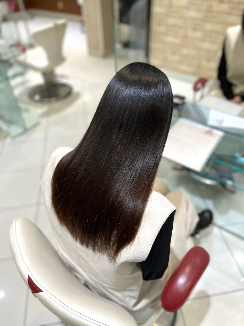 ロング カット 縮毛矯正 トリートメント 髪質改善美容師 鈴木のヘアスタイル