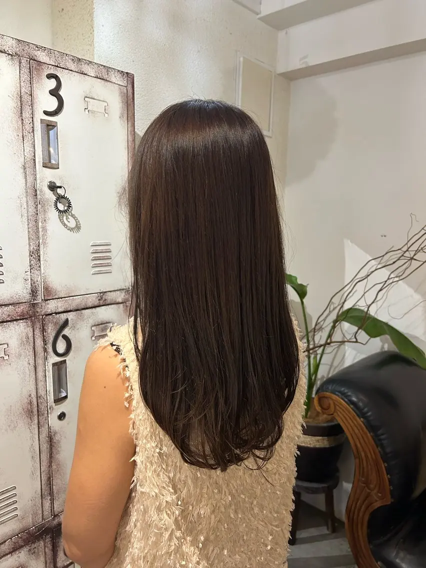 ロング カラー カット ヘアカラー トリートメント ヘッドスパ putri 川邉 優花のヘアスタイル