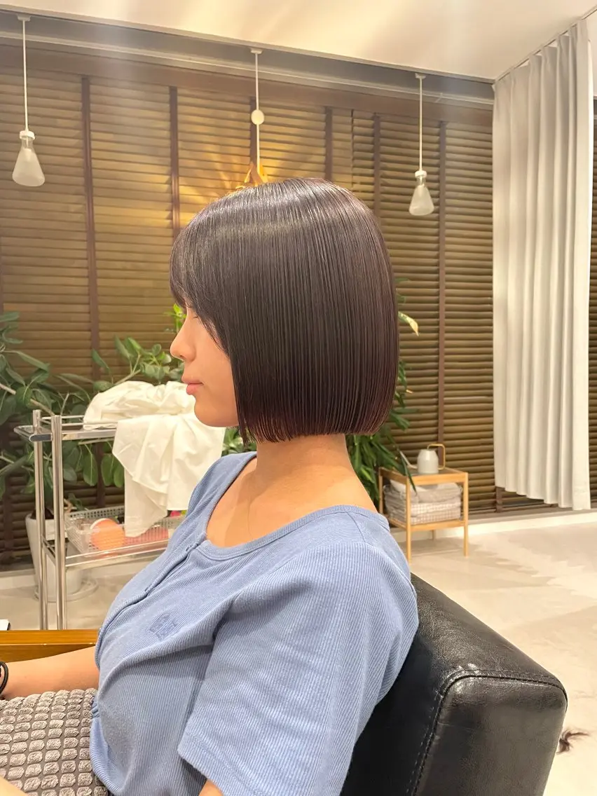 ミディアム 福井 茉菜美のヘアスタイル