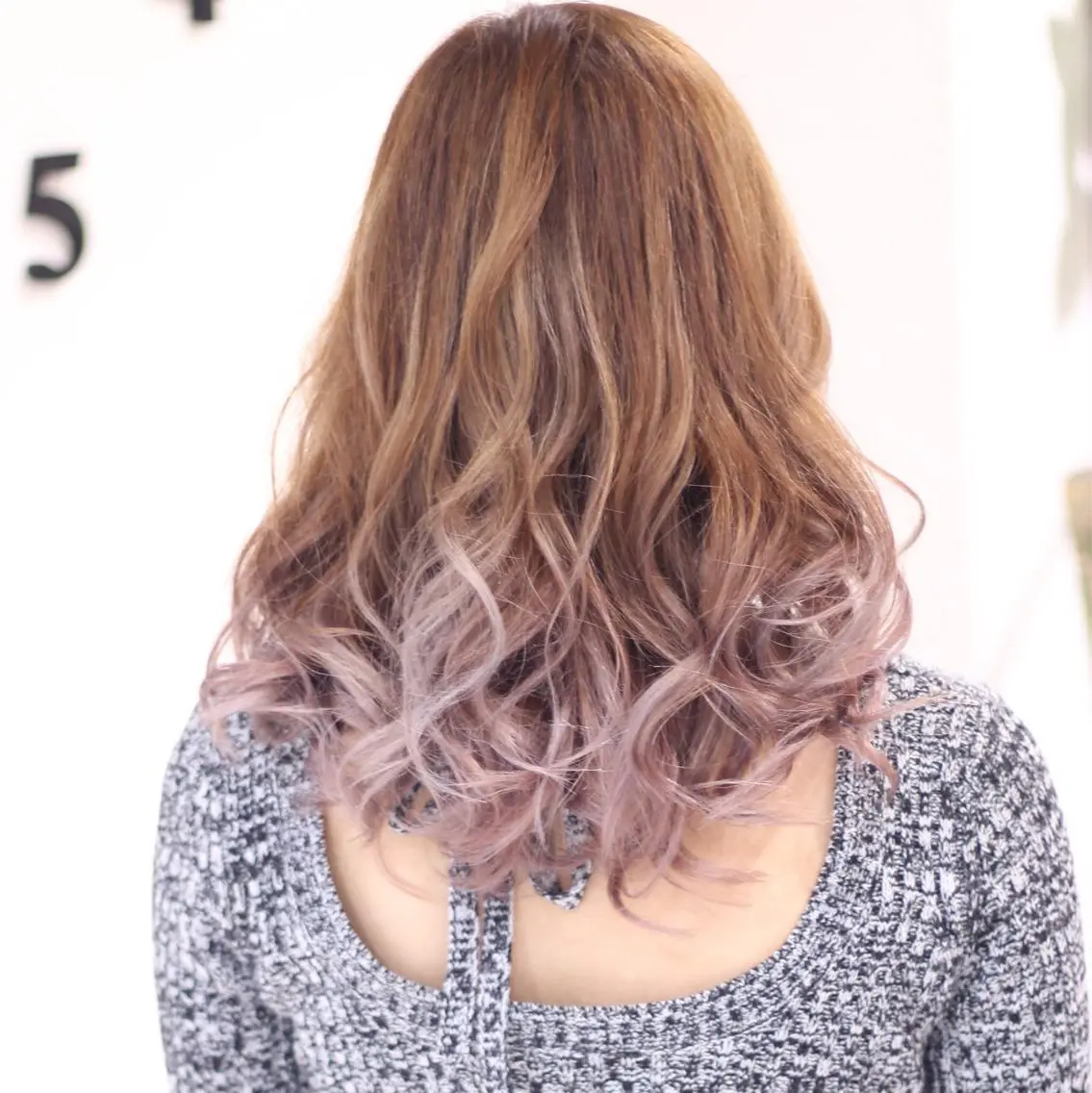 カラー グラデーションカラー 中林 由佳のヘアスタイル