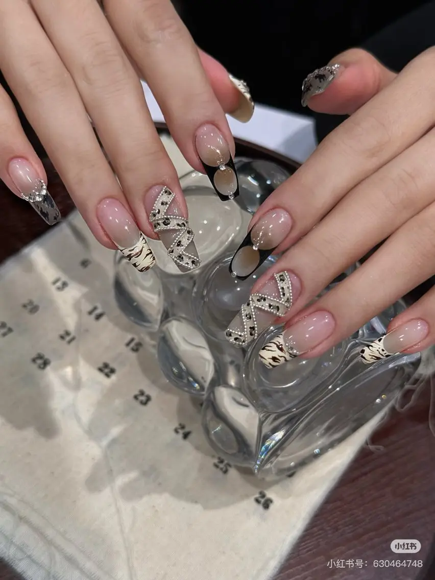 ネイル アートネイル オーロラネイル チークネイル 長さ出し フットネイル ハンドネイル Blossom nail_研修のネイルデザイン