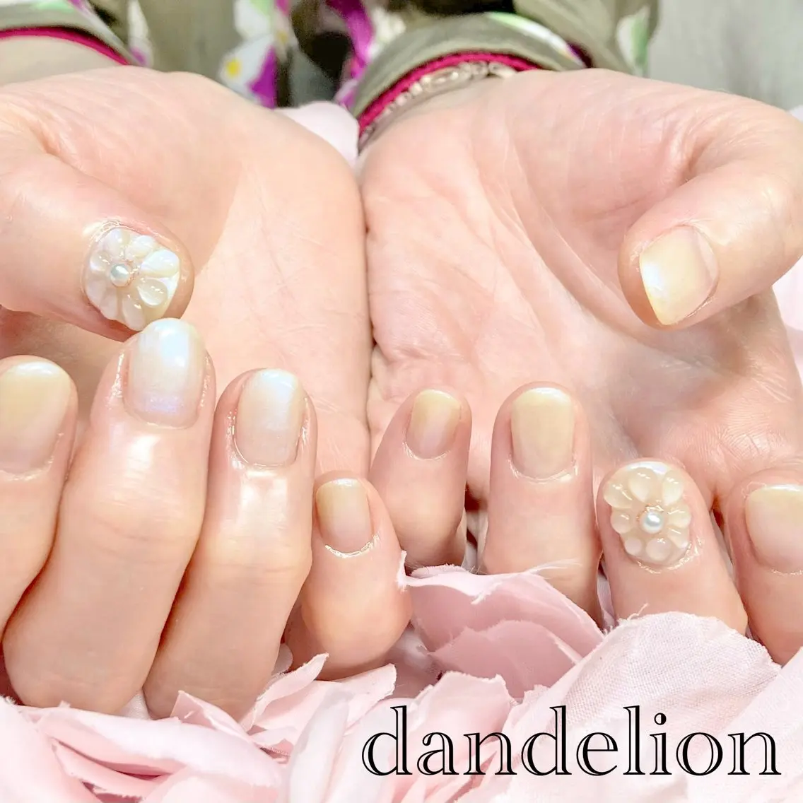 ネイル ハンドネイル ハンドケア dandelion ダンデライオンのネイルデザイン