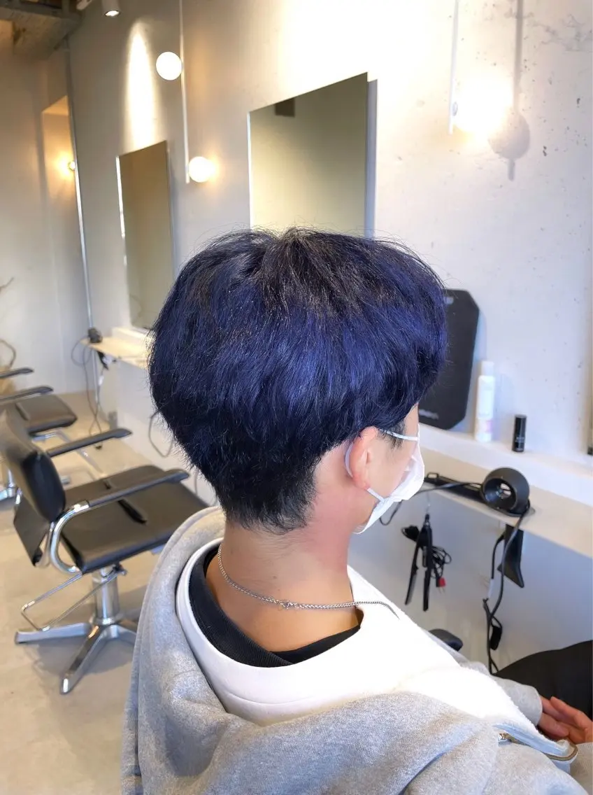 カラー メンズ tim hinaのヘアスタイル