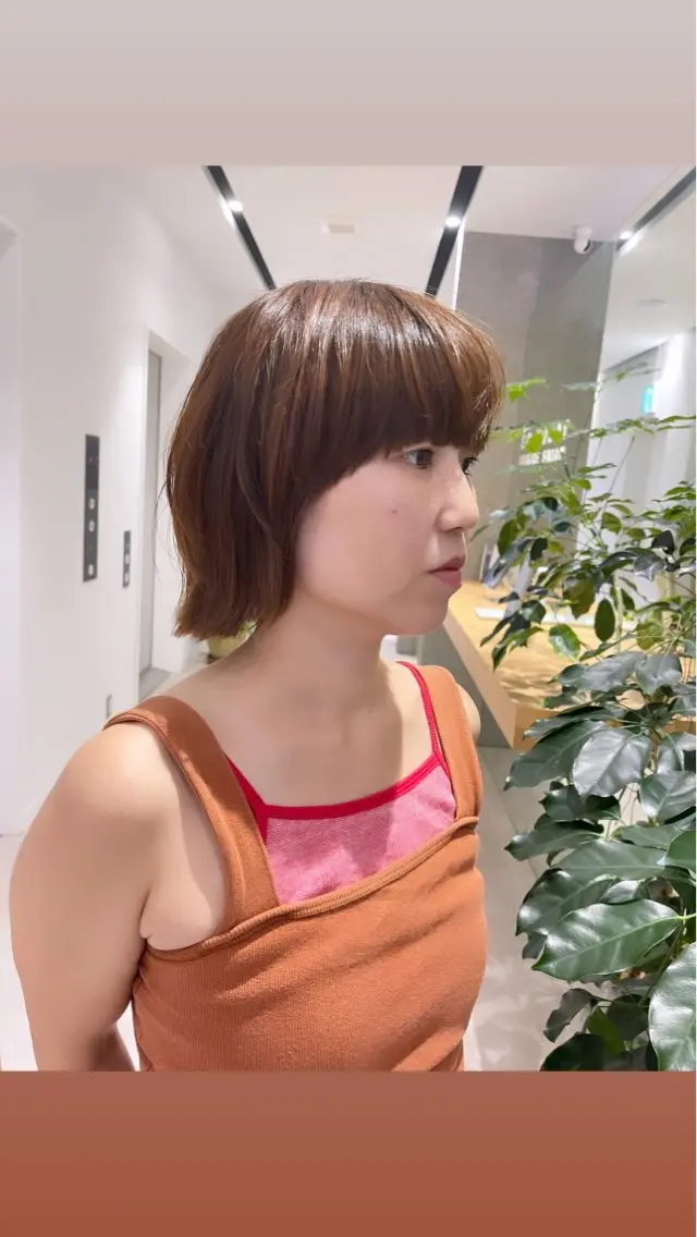 ショート ボブ 顔周りカット デザインカラー／ボブ 🍦MEI🍦のヘアスタイル