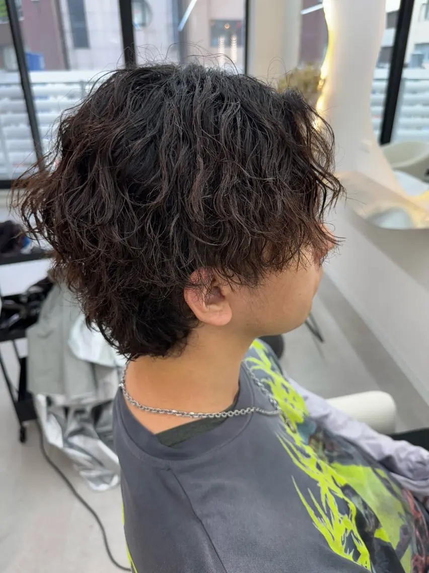 ミディアム パーマ メンズ 【メンズ特化】池袋 韓国スタイル飯塚のヘアスタイル