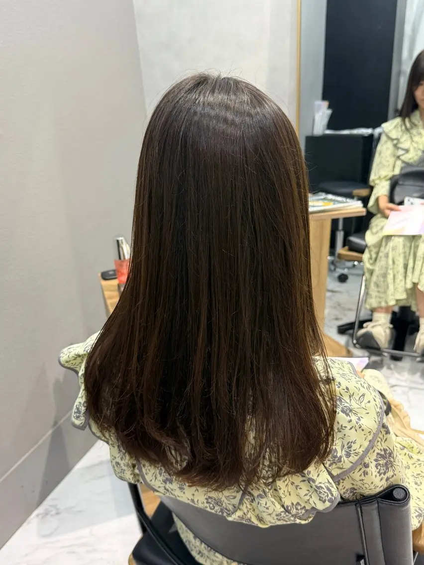 セミロング カラー ヘアカラー 透明感カラー/パーマ 🌀アオノのヘアスタイル