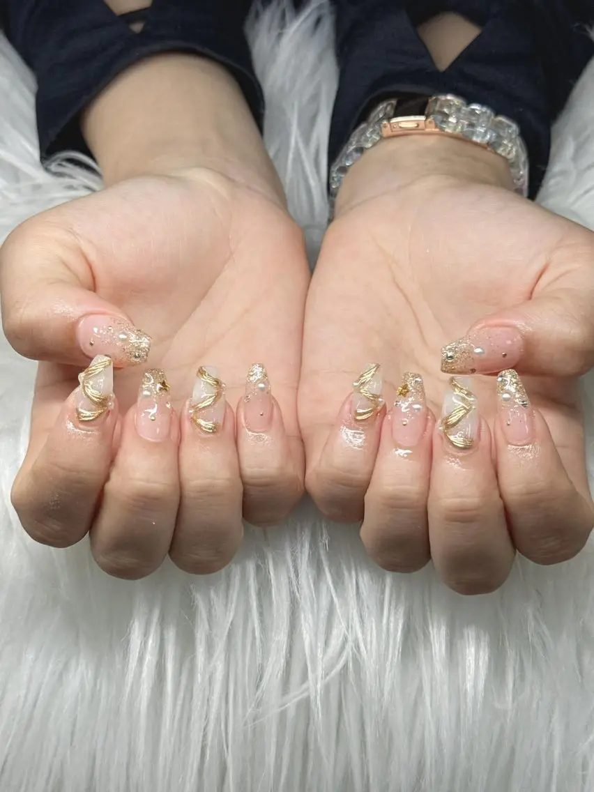 ネイル Lee Nailsのネイルデザイン