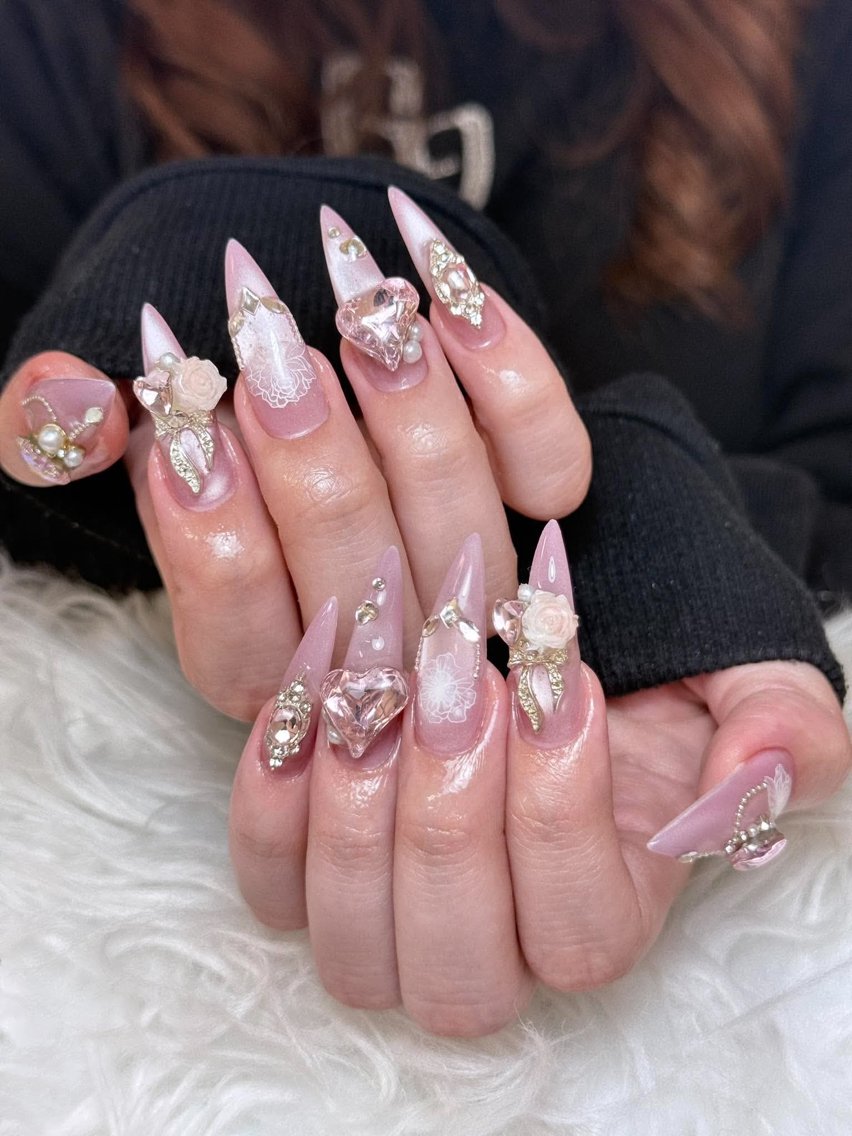 ネイル アートネイル 成人式 ジェルネイル ニュアンスネイル 夏ネイル ハンドネイル Jenn Nail Salonのネイルデザイン