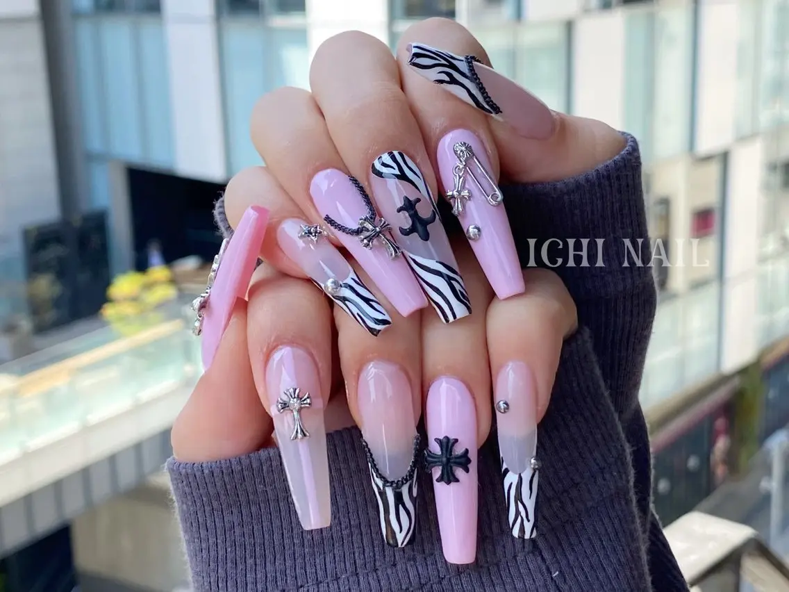 ネイル ハンドネイル 🧚🏻‍♀️ NOHA🎀のネイルデザイン