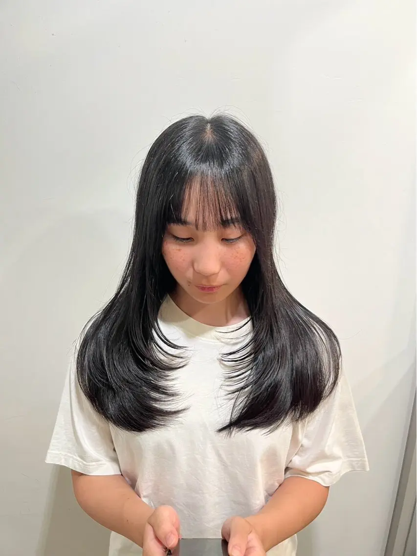 ロング カット やなぎさわ はるなのヘアスタイル