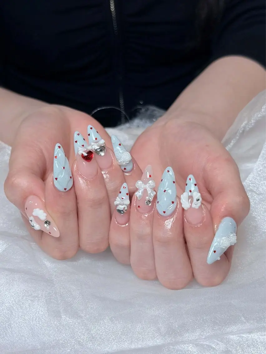 ネイル チークネイル ドット フレンチネイル グラデーション ハート ハンドネイル Julli NailStudioのネイルデザイン