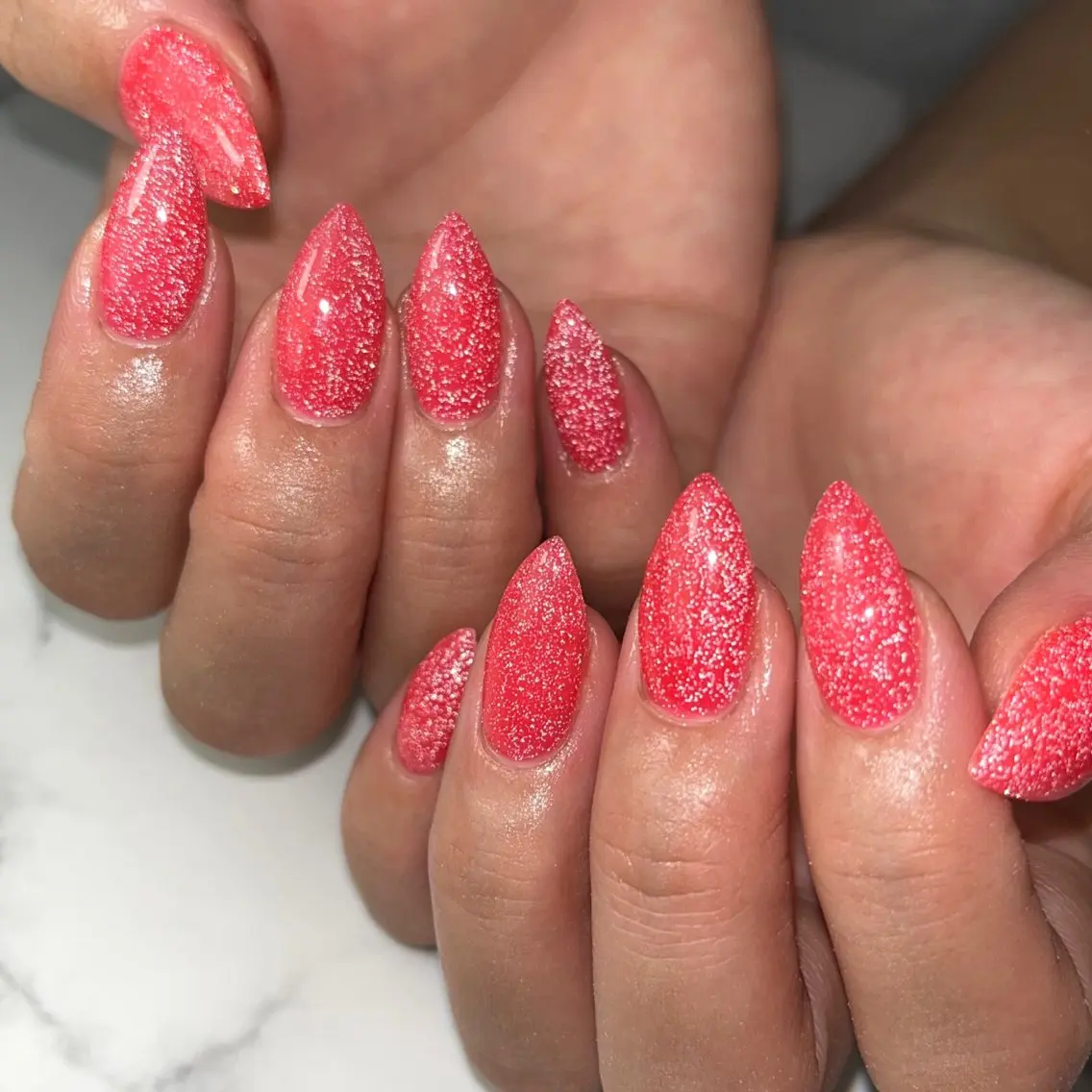 ネイル フラッシュネイル ワンカラーネイル 赤色 シンプルネイル NAIL NOWのネイルデザイン