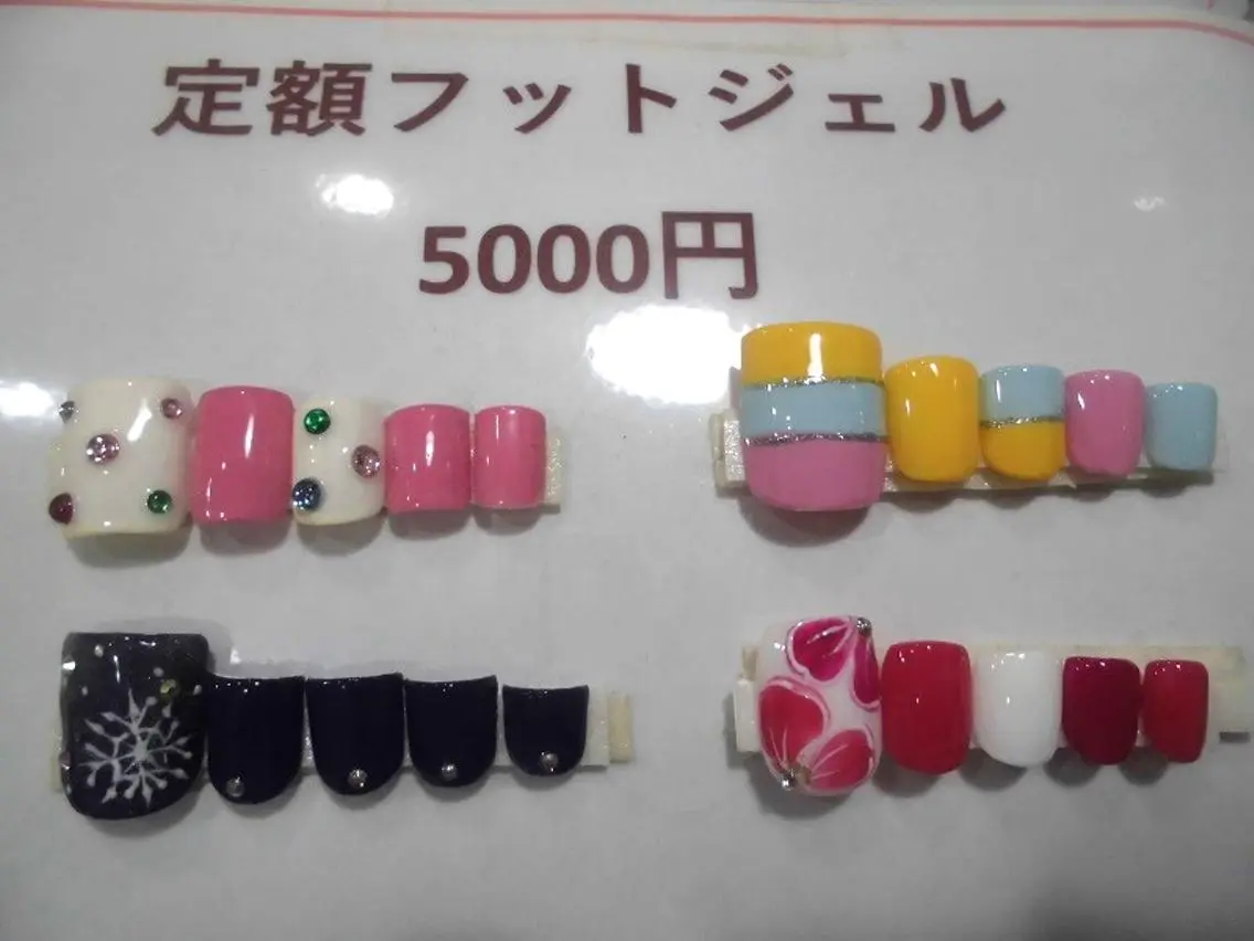ネイル フットネイル ネイルサロン Cureのネイルデザイン