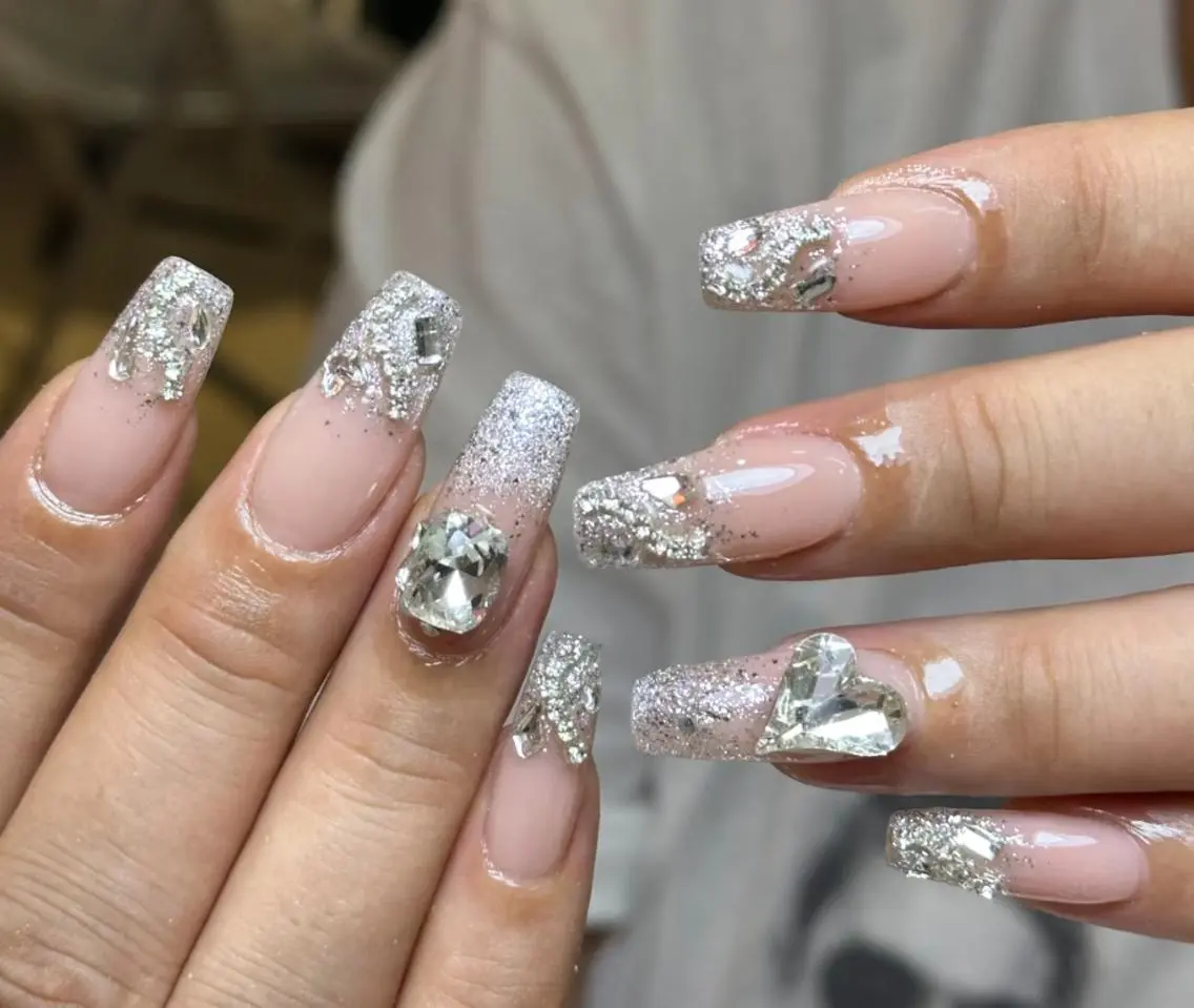 ネイル ハンドネイル 🎀 KiKi_nailのネイルデザイン