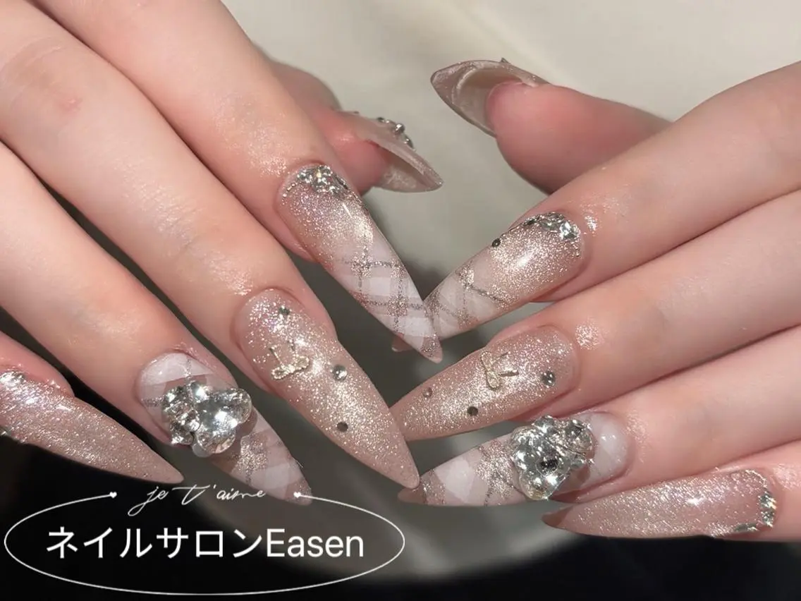 ネイル ネイルサロン Easenのネイルデザイン