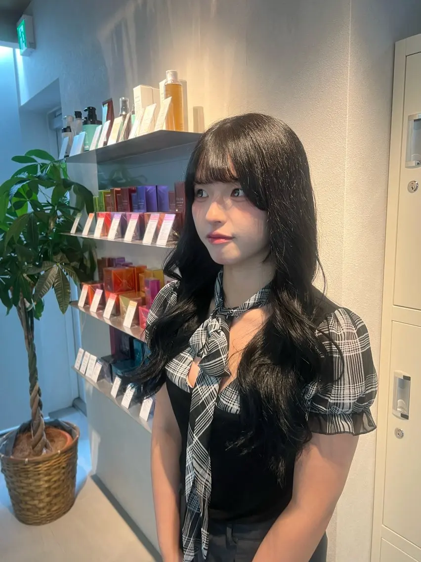 ロング カラー 森川 紗菜のヘアスタイル