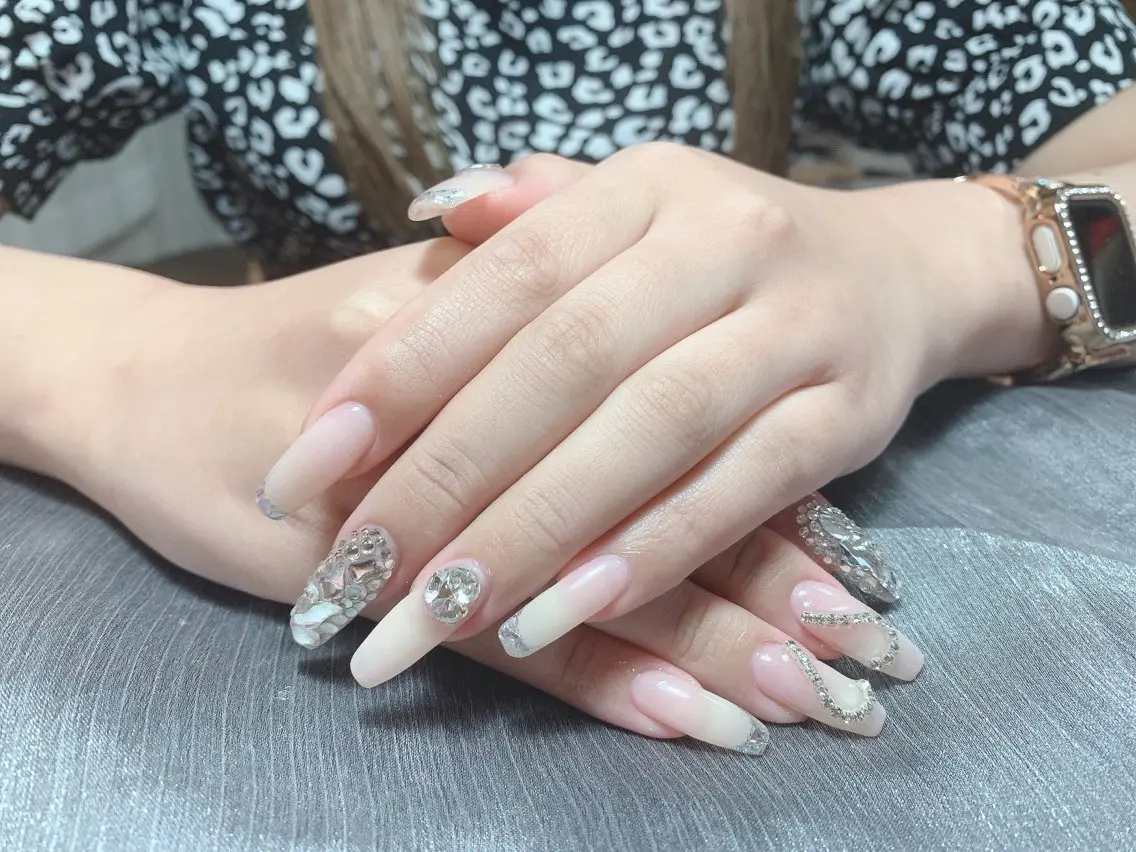 ネイル ハンドネイル Nail salon EN🎀のネイルデザイン
