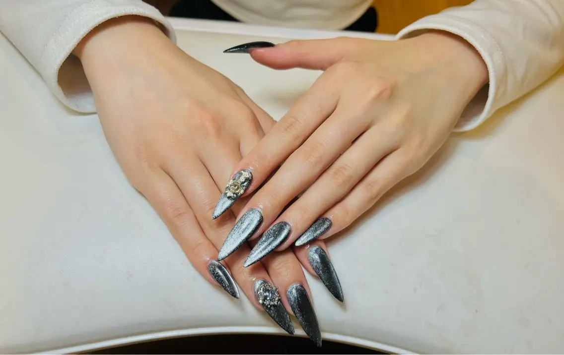 ミディアム ハンドネイル Sora NAILのネイルデザイン