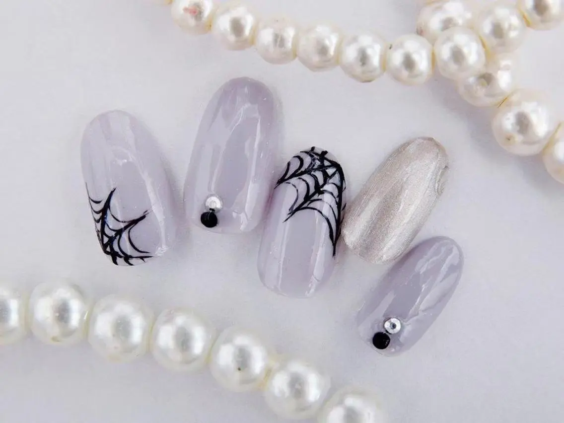 ネイル Tiary Nail Fのネイルデザイン