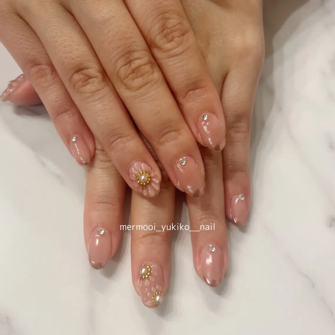 ネイル ジェルネイル パラジェル ピンク ぷっくりネイル スカルプネイル mermooi nailのネイルデザイン