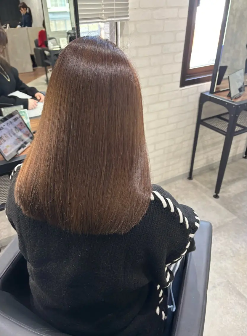 ミディアム カラー ヘアアレンジ カット ヘアカラー トリートメント kei🤎ベージュ /透明感カラー/博多のヘアスタイル