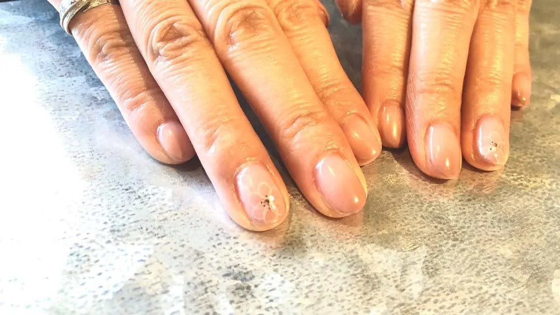ネイル フラワーネイル グラデーション TRAM-nail moriizumiのネイルデザイン