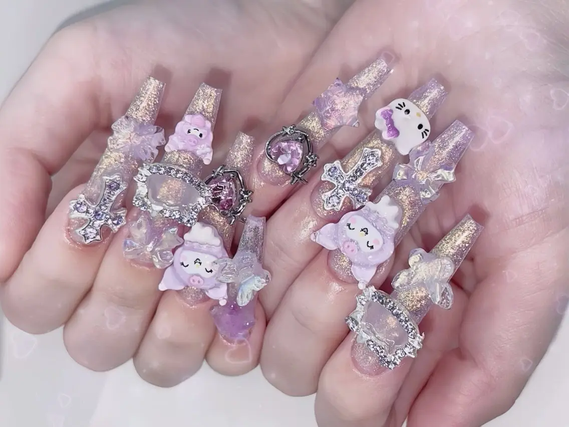 ネイル チークネイル フレンチネイル ガラスフレンチ グラデーション キラキラネイル ハンドネイル Rin Nail 新大久保店のネイルデザイン