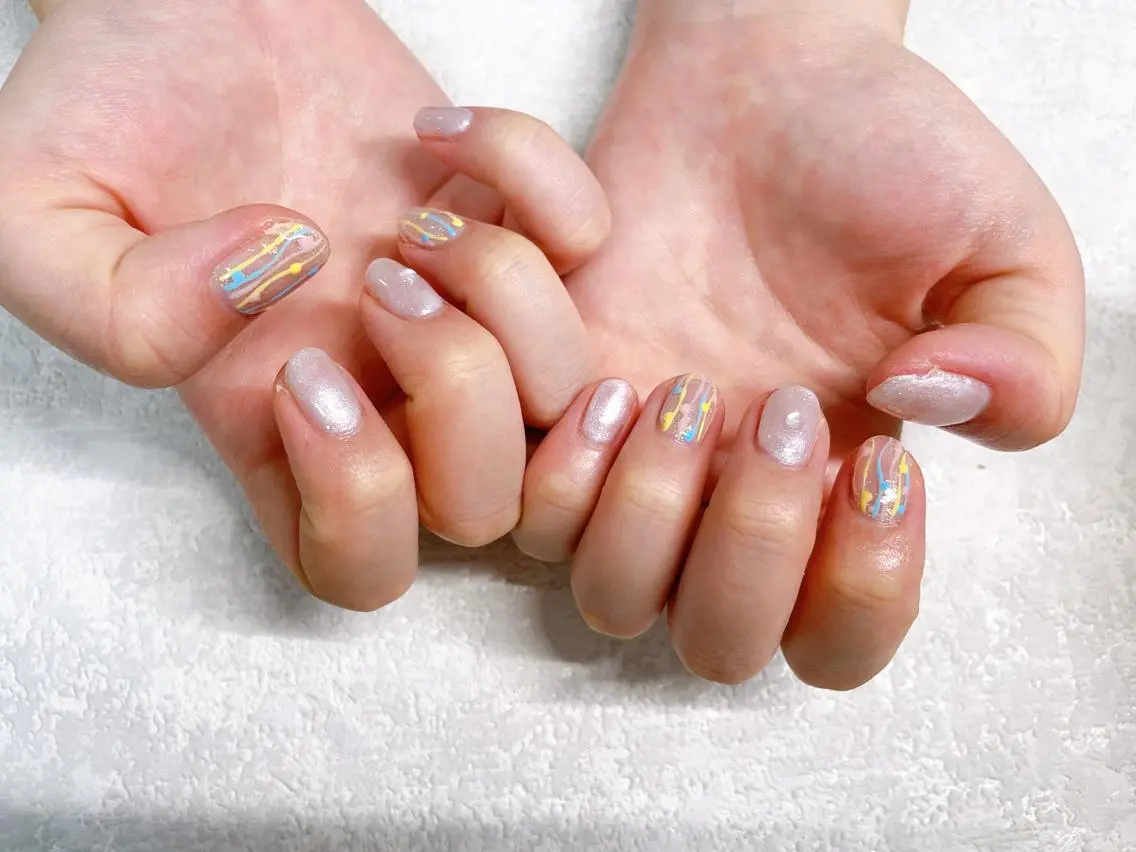 ネイル オーロラネイル フラワーネイル フットネイル フレンチネイル ジェルネイル ハンドネイル mogunail &blowのネイルデザイン