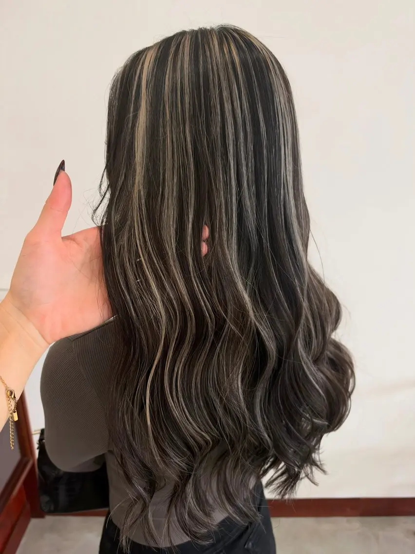 ロング カット ヘアカラー ayuna 海外スタイルのヘアスタイル