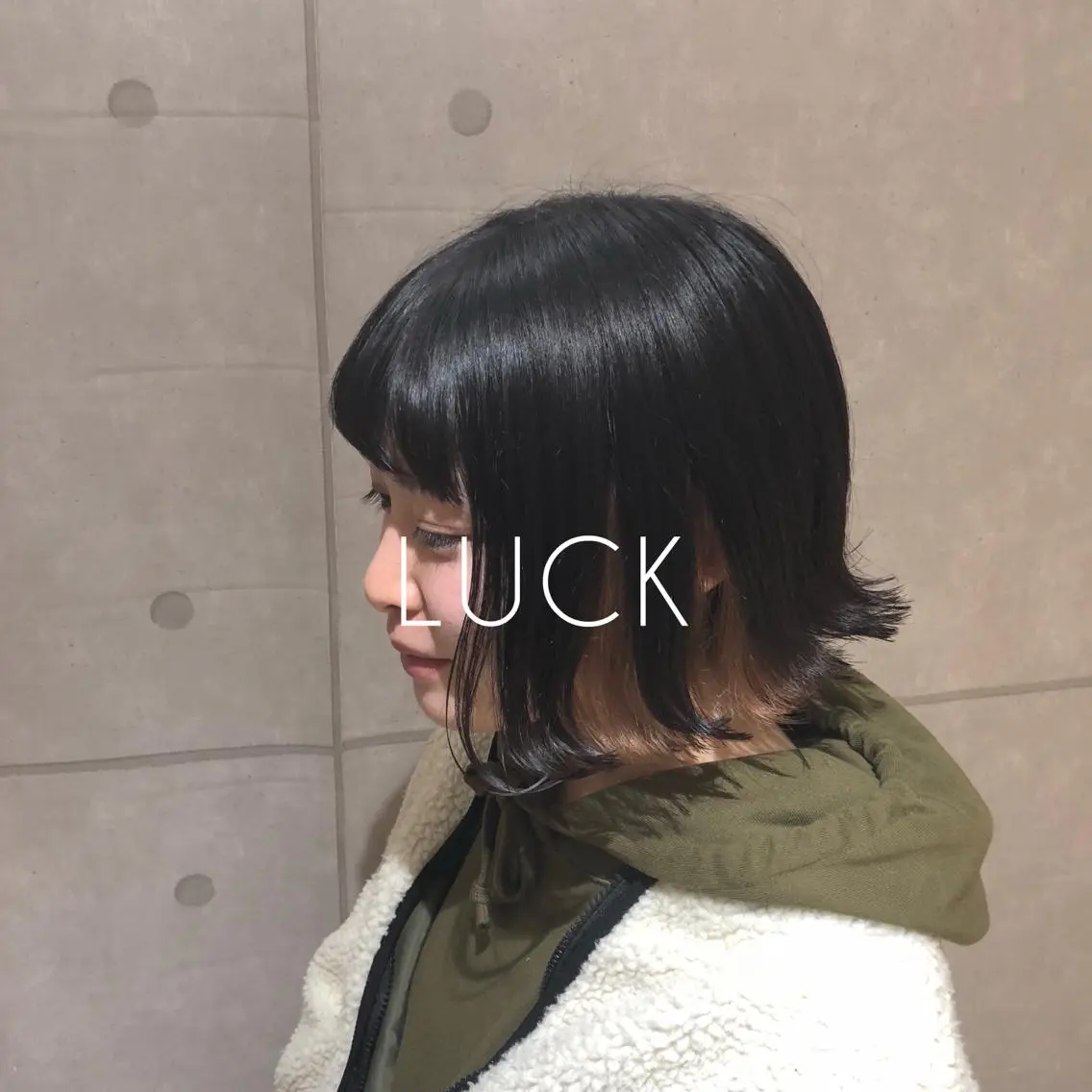 ショート カラー ベージュカラー ブリーチ ケアブリーチ ボブ ヘアカラー circus by KENJE 町田店のヘアスタイル