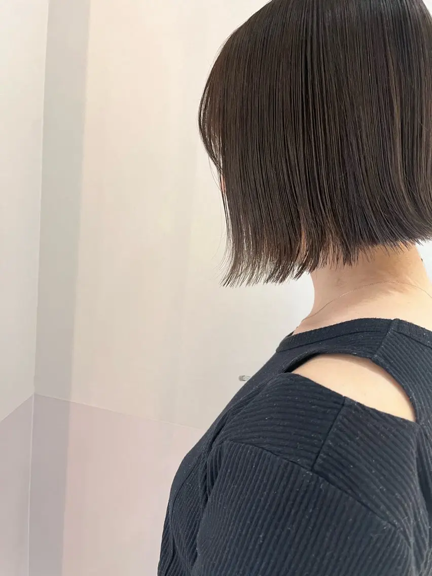 ショート カラー グレージュ 【美髪を叶える】中谷 彰宏（アキ)のヘアスタイル