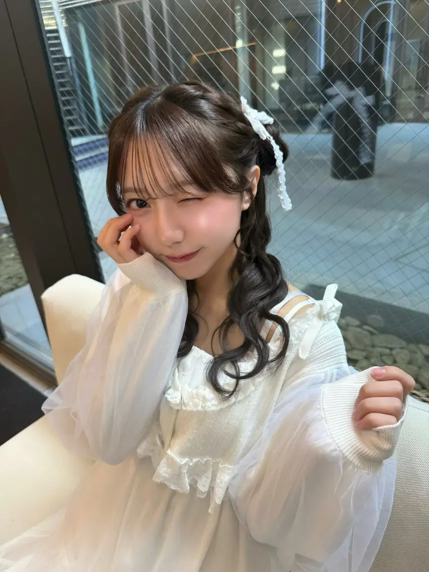 ヘアアレンジ amans eye りり𝜗𝜚のマツエク・マツパデザイン