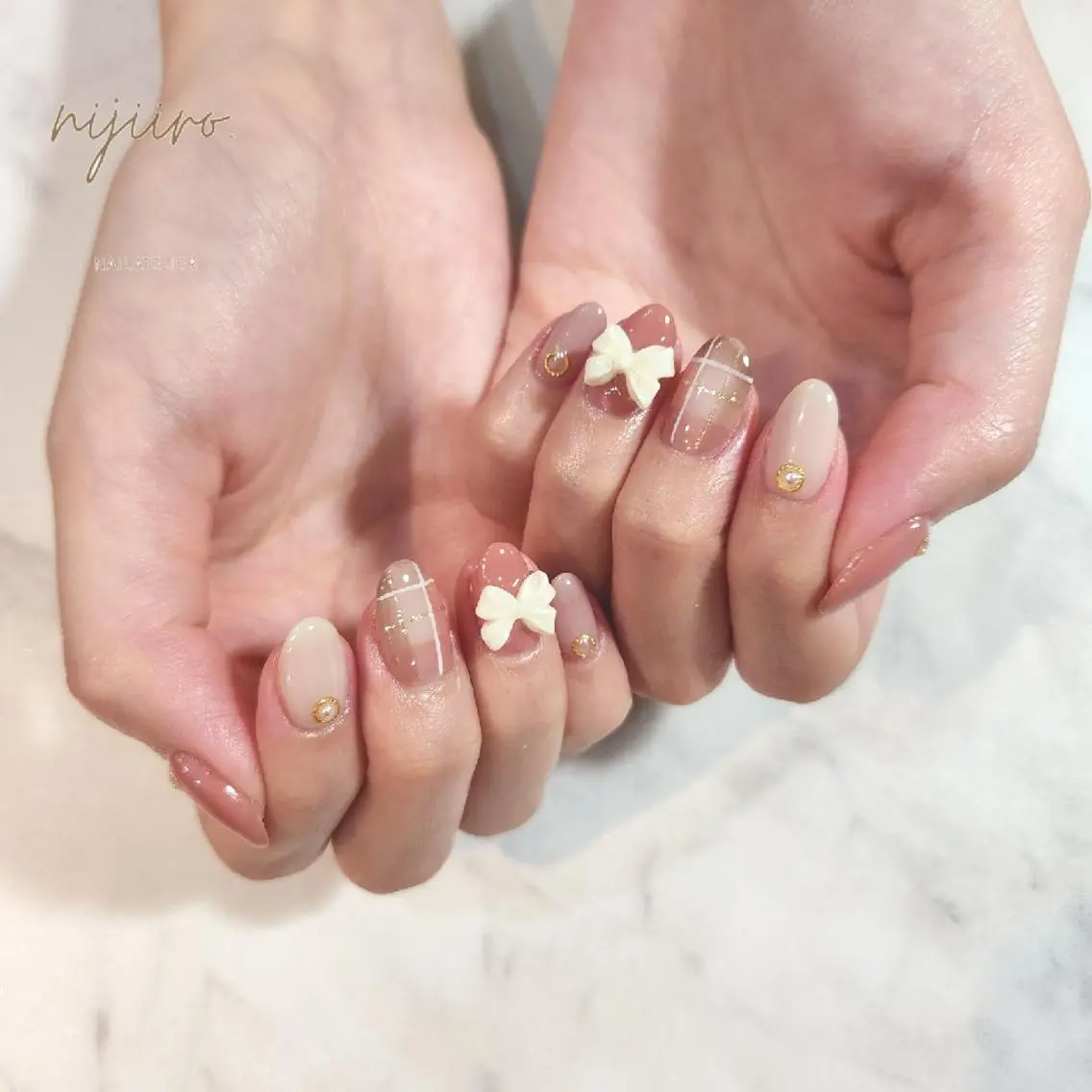 ネイル ハンドネイル nijiiro🌈 サトウのネイルデザイン