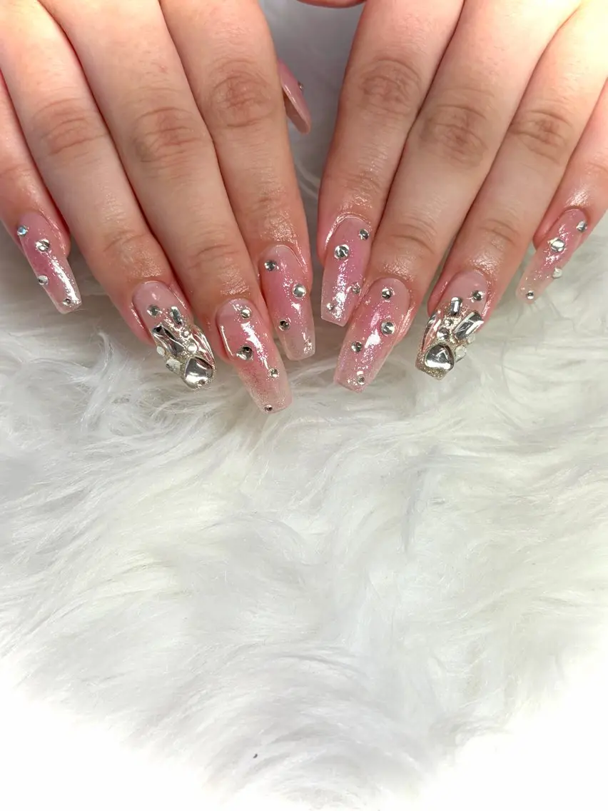 ネイル チークネイル 長さ出し 冬ネイル Nail room Aのネイルデザイン