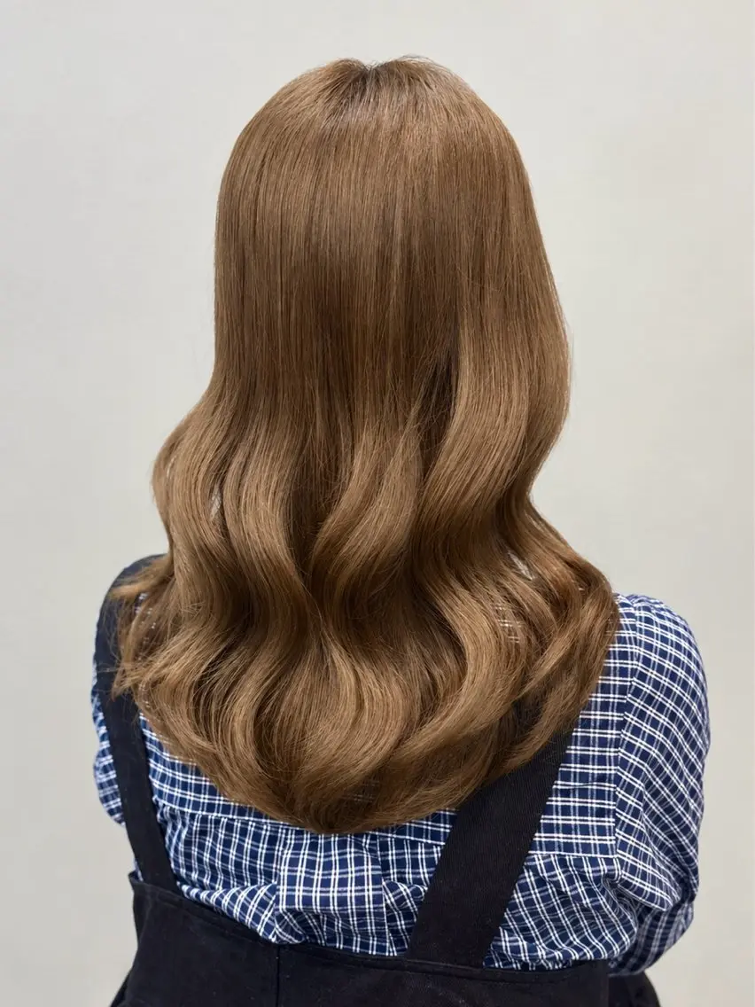 ロング カラー ベージュカラー ヘアカラー トリートメント girly上品ヘア 🎀／ベージュikuのヘアスタイル