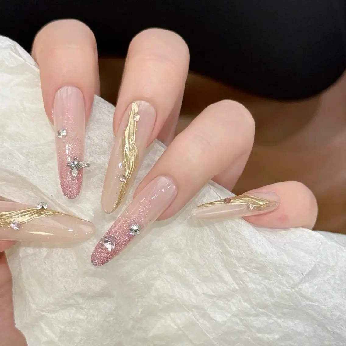 ネイル ハンドネイル 🎀 NaNa_nailのネイルデザイン