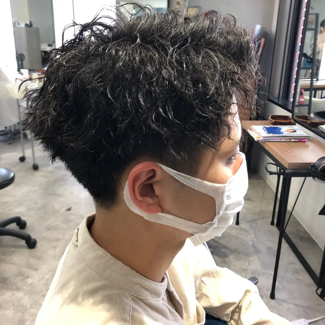 パーマ メンズ ツーブロック カット パーマ トリートメント Noyヨシモト ヒロトのヘアスタイル