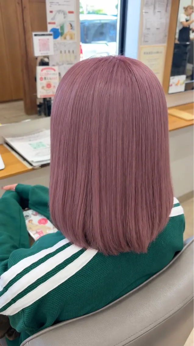 ミディアム ヘアカラー 酒井 直桜矢のヘアスタイル