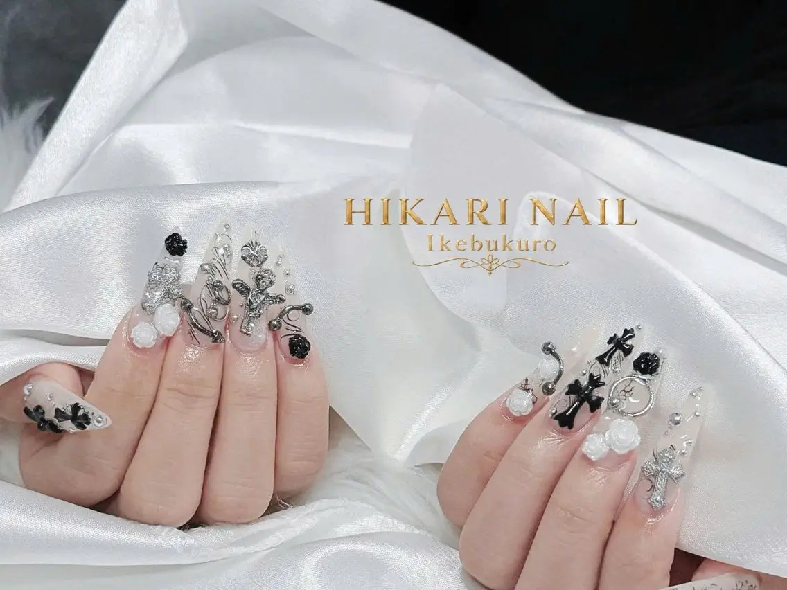ネイル チークネイル 長さ出し フレンチネイル ガーリー ハロウィン ハンドネイル HikariNail Ikebukuroのネイルデザイン