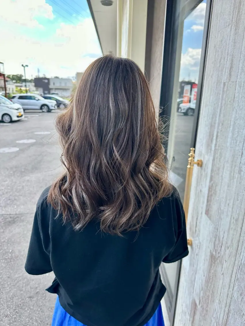 セミロング カット ヘアカラー arl 豊田店のヘアスタイル