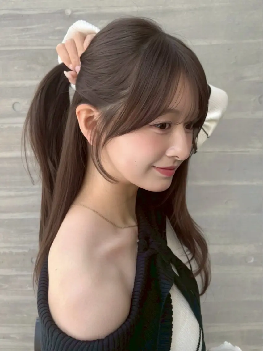 ロング 小林 美月  透明感カラーのヘアスタイル
